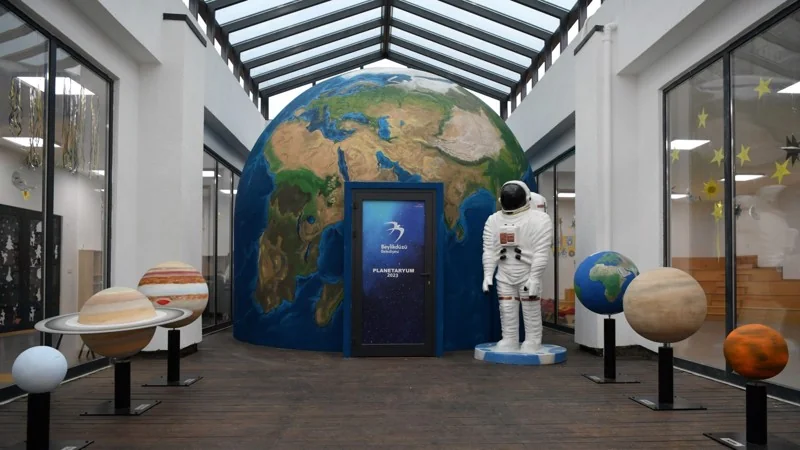 Planetaryum 1 Img F2e1cd2d